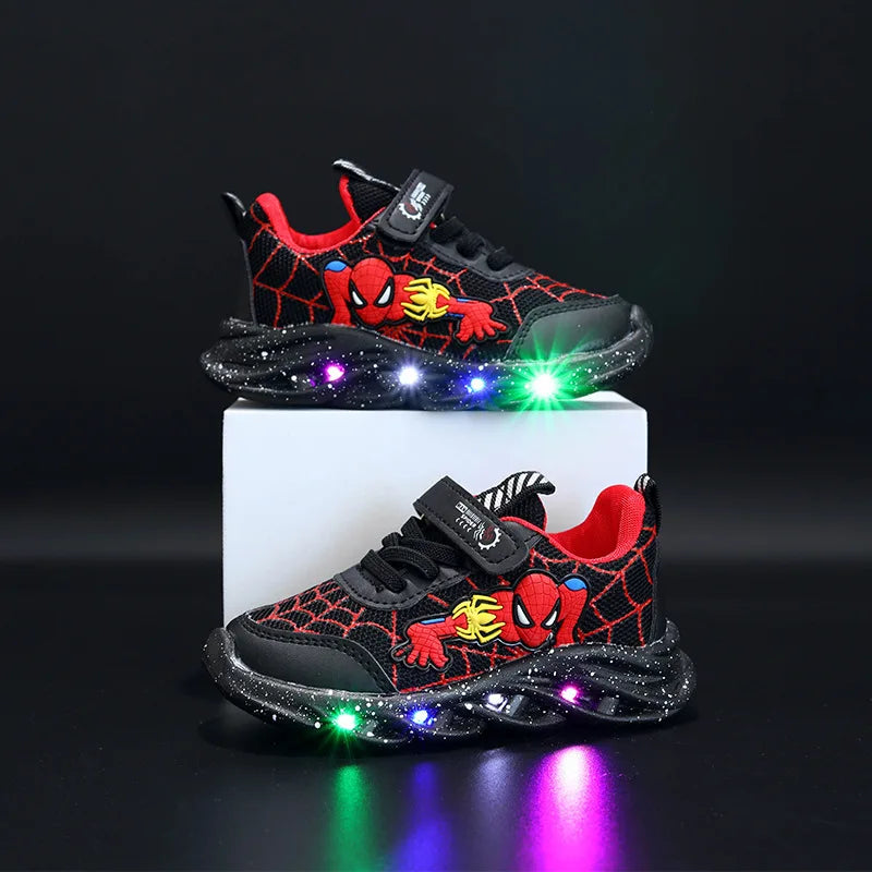 Кроссовки Disney LED Casual, красные, черные, для мальчиков, весна, сетчатая уличная обувь с изображением человека-паука, детская, светящаяся, нескользящая обувь, размер 21-30