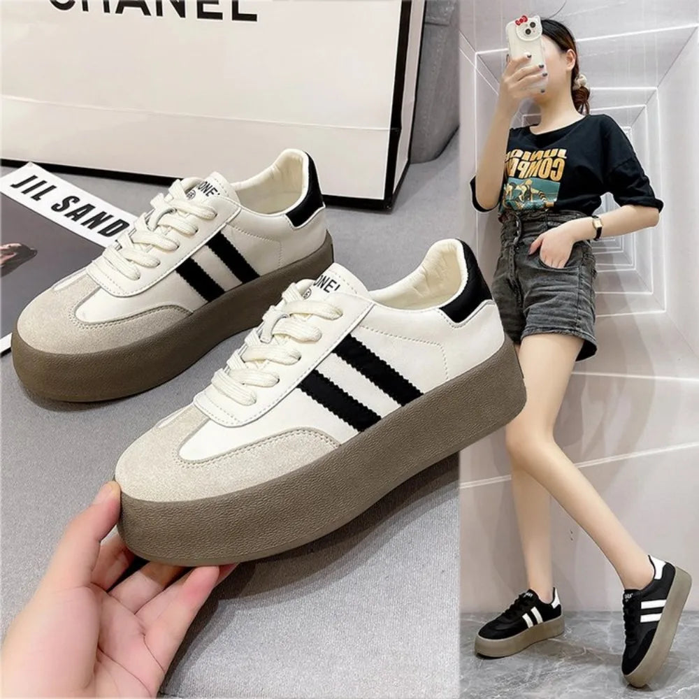 Women's Vulcanize Shoes Design Korean Round Toe Lace Up Genuine Sports Casual Women's Sneaker Shoes for Holiday Working