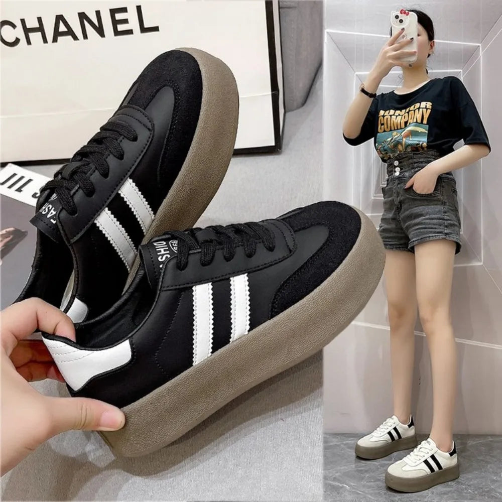 Women's Vulcanize Shoes Design Korean Round Toe Lace Up Genuine Sports Casual Women's Sneaker Shoes for Holiday Working