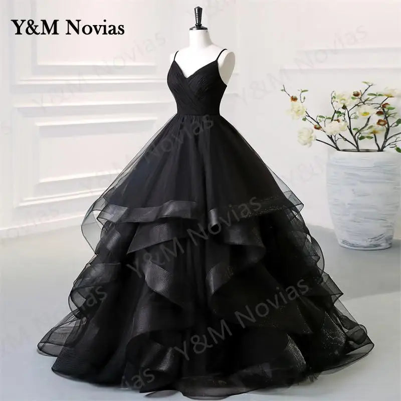 Y&M Novias Black Quinceanera Dresses Ruffles Sweetheart Spaghetti Straps Sweet 15 Girls Princess Dress Vestidos De Quinseanera