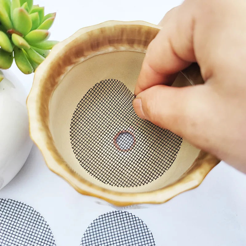 50 Piece Pot Hole Screen Mat, Round Drainage Hole Screen to prevent soil loss, Plant Drainage Screen Gasket, Gardening Supplies