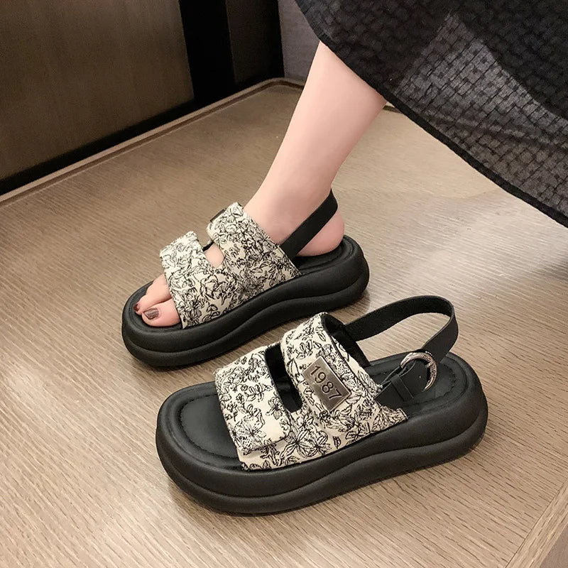 2024 Sandals Ladies Shoes Summer Women's Heels Suit Female Beige New Girls Clogs Low Comfort Gladiator Black Outside Fashion Rom