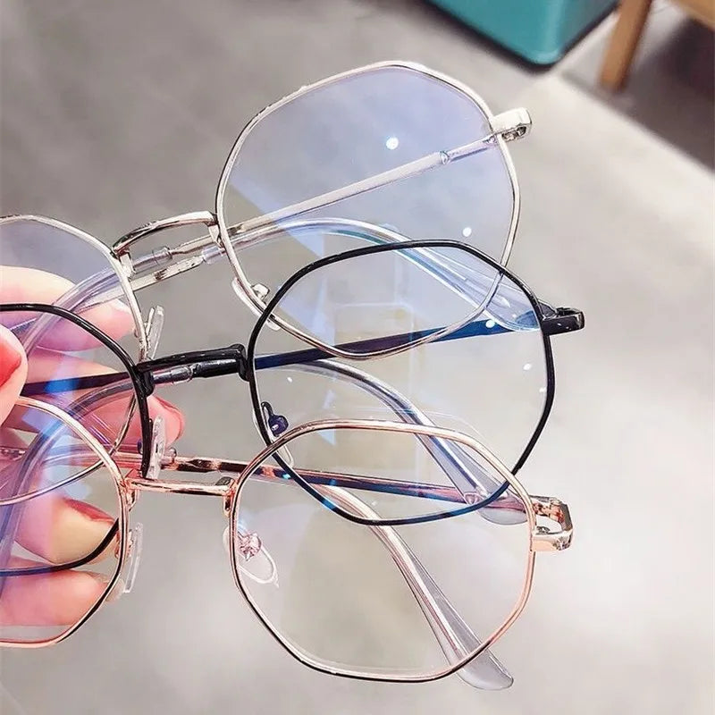 Korean Fashion Anti Blue Light Round Glasses Ultra-Light Metal Frame Ant Fatigue Women Vintage Eye Protection Plain Spectacles