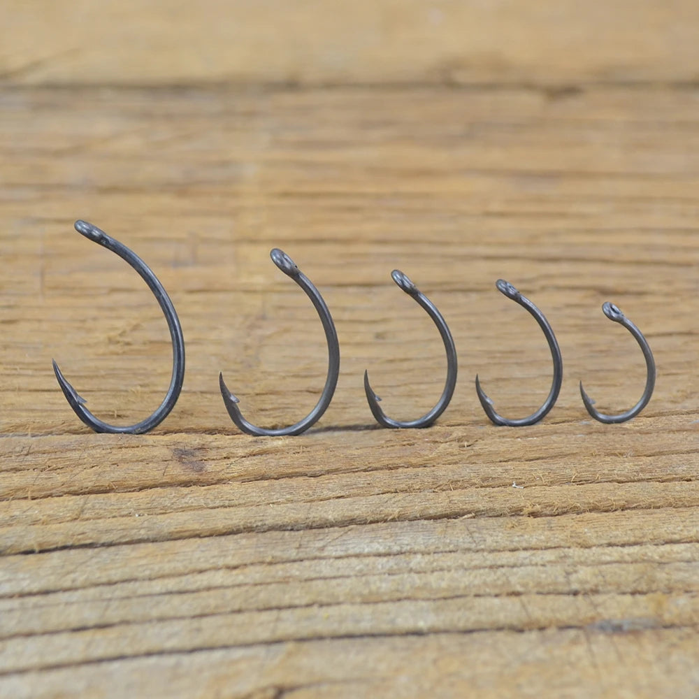 Hirisi 50pcs Coating High Carbon Stainless Steel Barbed hooks Carp Fishing Hooks Pack with Retail Original Box 8011