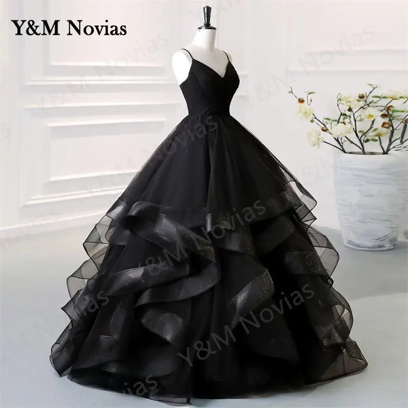 Y&M Novias Black Quinceanera Dresses Ruffles Sweetheart Spaghetti Straps Sweet 15 Girls Princess Dress Vestidos De Quinseanera